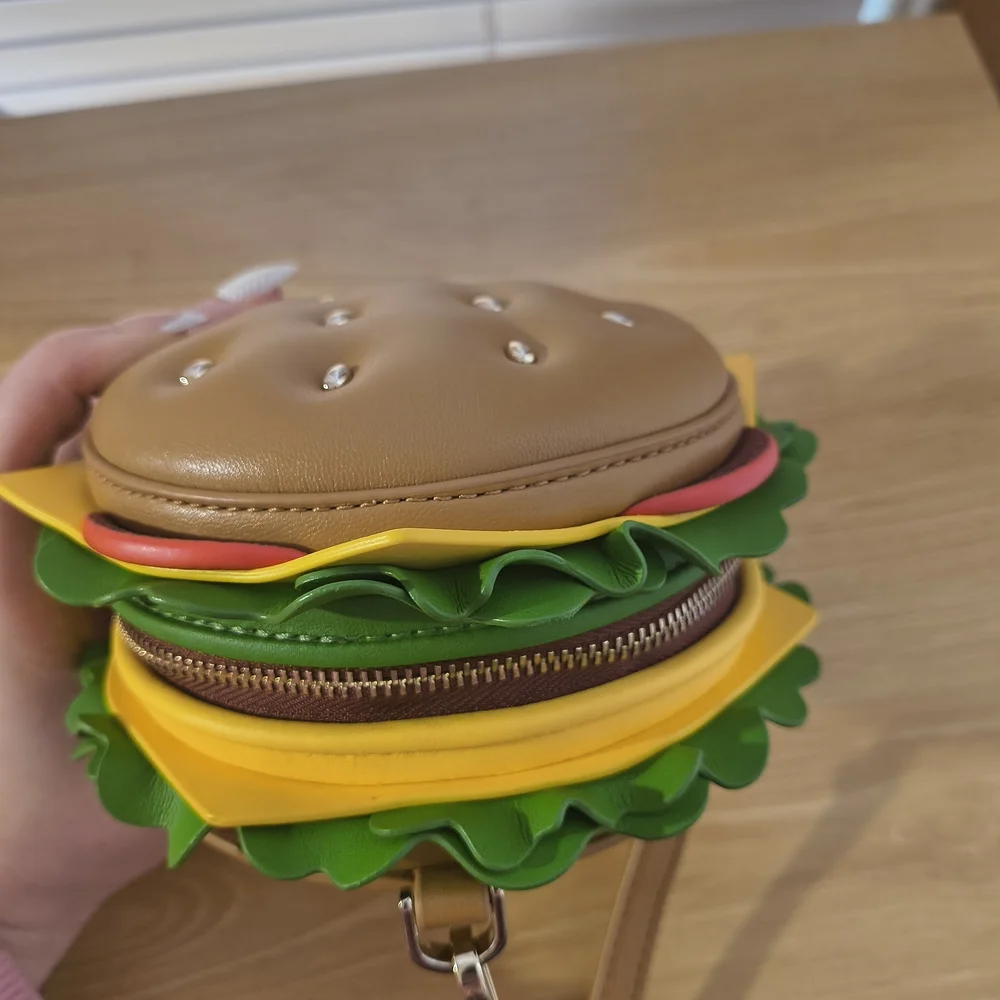 Burger Shaped Crossbody Bag - Picture 6 of 8
